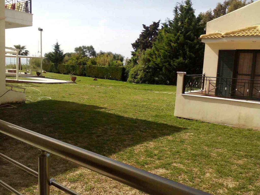 Coralli Hotel Perdika  Exterior foto